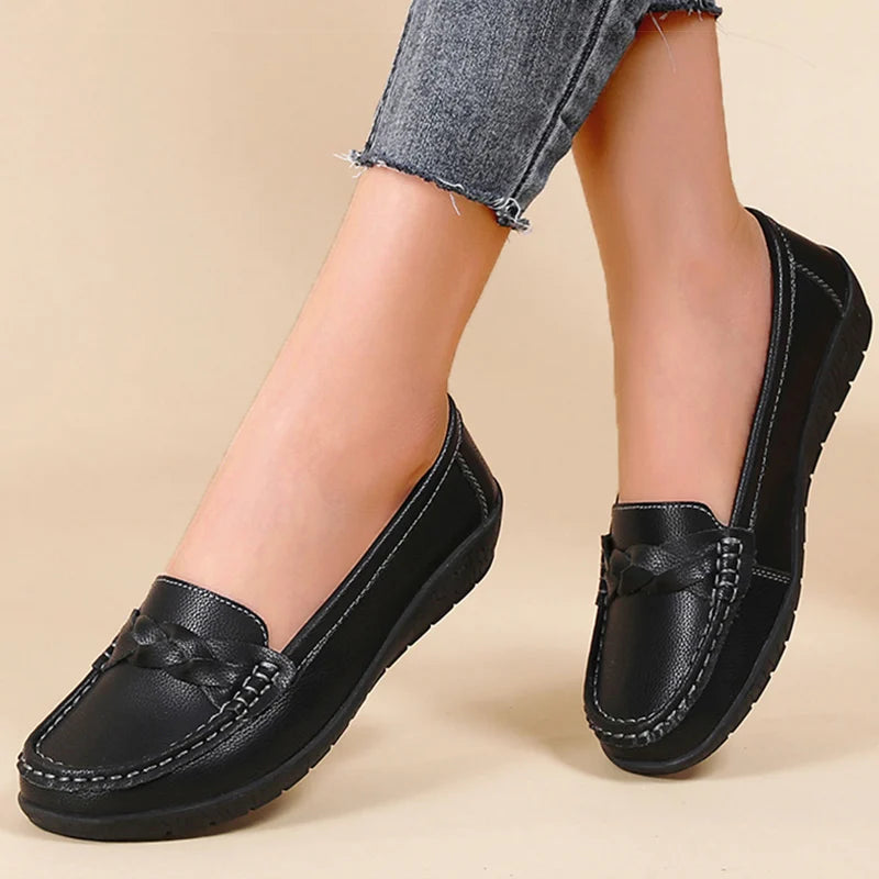 Soft Leather Flat Shoes