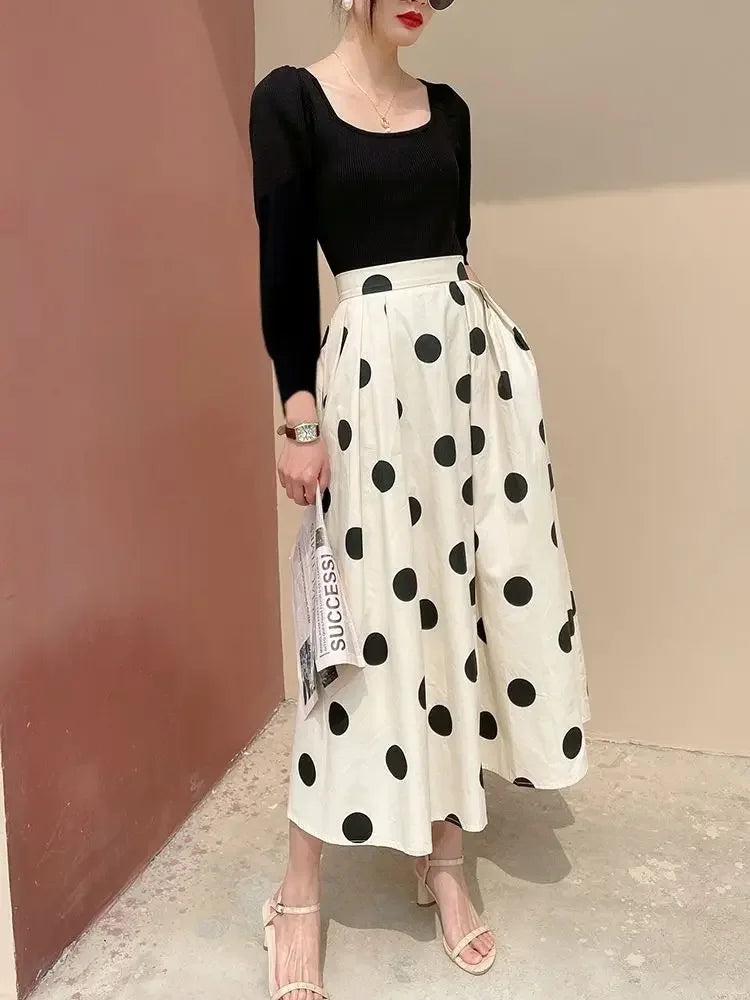 Chic and Vintage Skirt