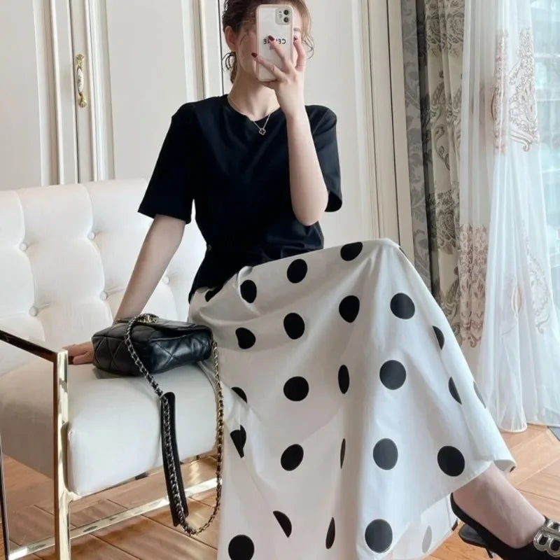 Chic and Vintage Skirt