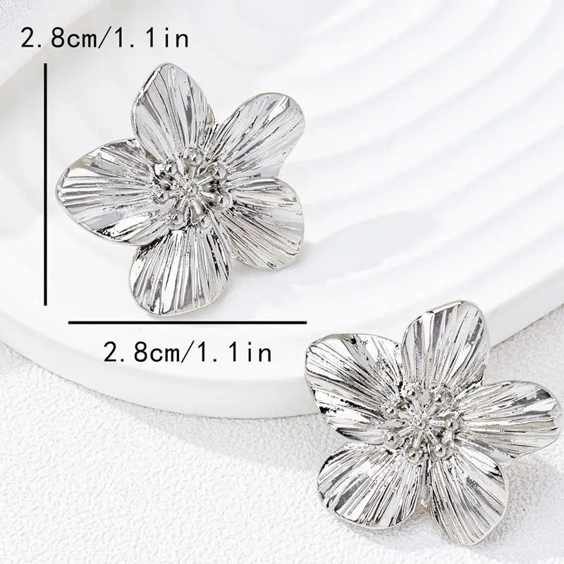 Flower Earrings, Simple and Fashionable Earrings, Suitable for Daily Wear and Vacation Wear