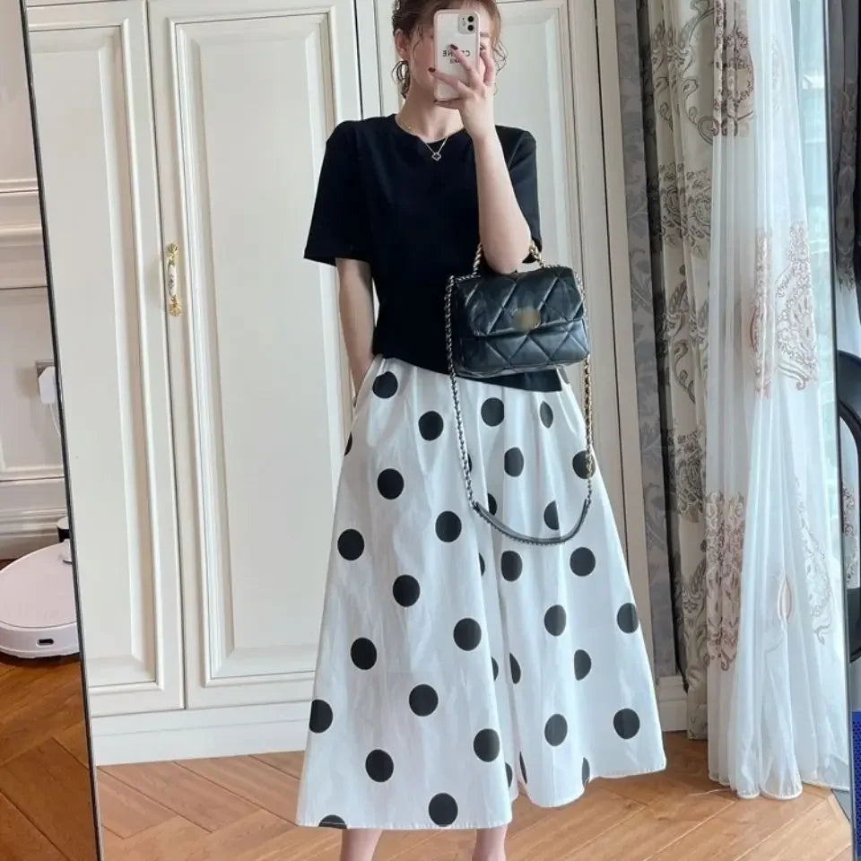 Chic and Vintage Skirt