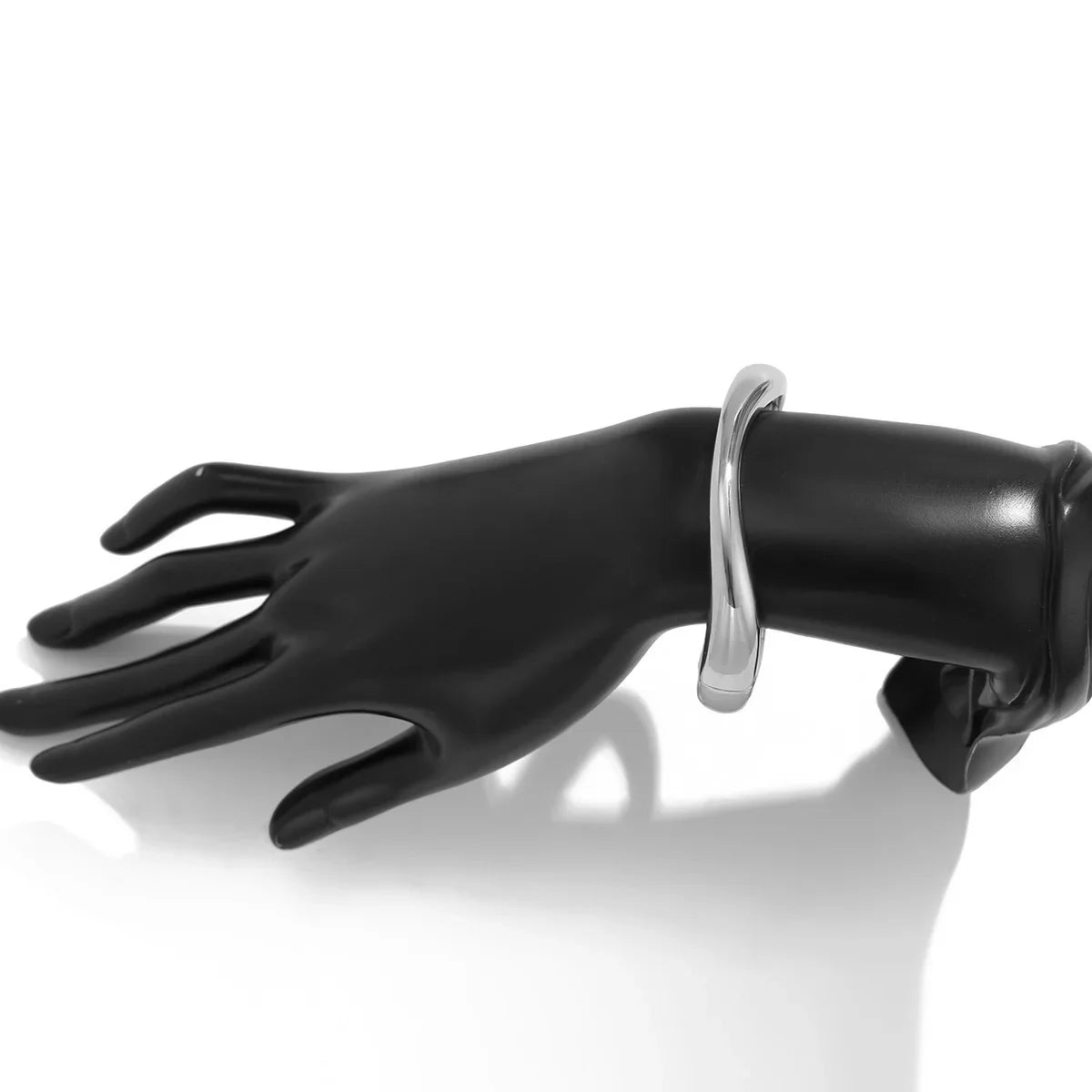 Bracelet for Women 2024 Design Sense Fashion Trend Metal Smooth Water Drop Hug Jewelry Pulseras Mujer Sterling Silver 925 Girl