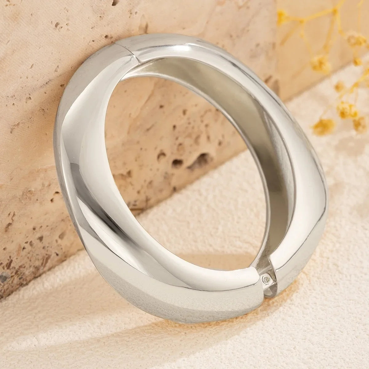 Bracelet for Women 2024 Design Sense Fashion Trend Metal Smooth Water Drop Hug Jewelry Pulseras Mujer Sterling Silver 925 Girl