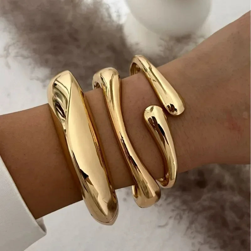 Bracelet for Women 2024 Design Sense Fashion Trend Metal Smooth Water Drop Hug Jewelry Pulseras Mujer Sterling Silver 925 Girl